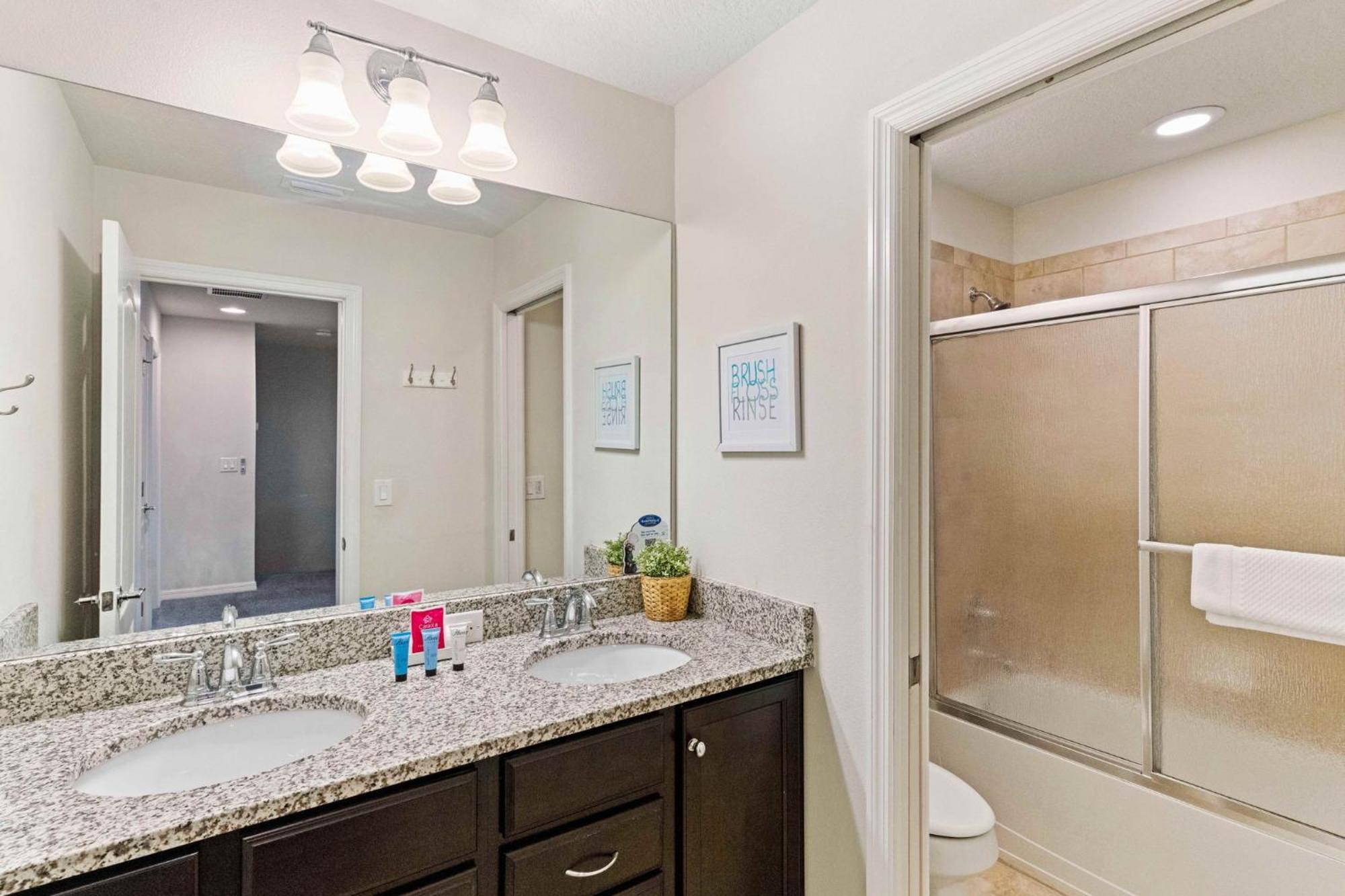 Townhome With Private Pool, Bbq & Free Waterpark Kissimmee Exteriör bild